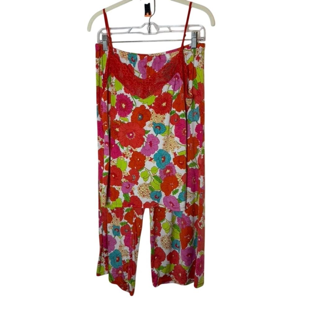 Josie by Natori vibrant floral pajama set with lace trim Women's sz. M